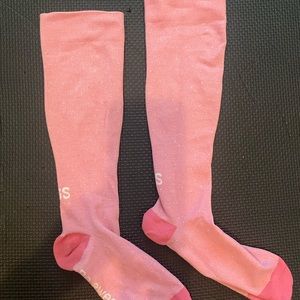 FIGS BE AWESOME Compression Socks